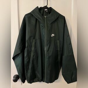 Men’s Nike Windbreaker | Size L | Dark Green 💚